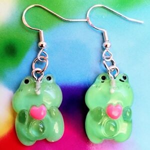 Handmade Kawaii Frog Heart Earrings